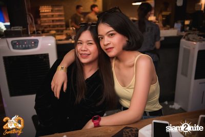 Whal & Dolph x Moving and Cut at 20Something Bar — photo 39