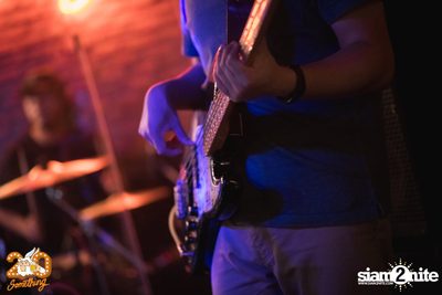 Whal & Dolph x Moving and Cut at 20Something Bar — photo 49