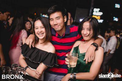 Retrospect ที่ บรองซ์ — photo 28
