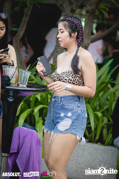 Splash Pool Party x Hooters at Aloft Bangkok — photo 20