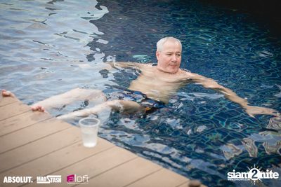 Splash Pool Party x Hooters at Aloft Bangkok — photo 36
