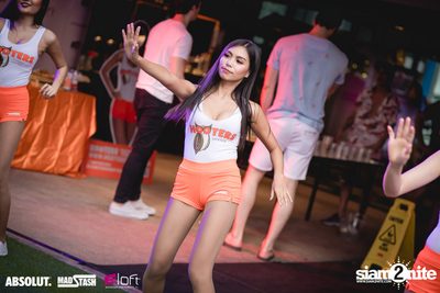 Splash Pool Party x Hooters at Aloft Bangkok — photo 70