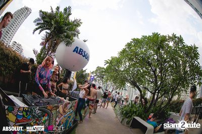 Splash Pool Party x Hooters at Aloft Bangkok — photo 86