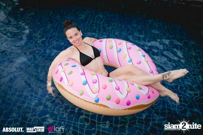 Splash Pool Party x Hooters at Aloft Bangkok — photo 110