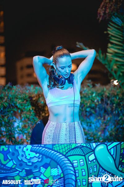 Splash Pool Party x Hooters at Aloft Bangkok — photo 137