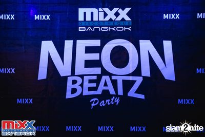Neon BeatZ Party at MIXX Bangkok — photo 1