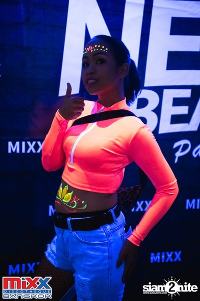 Neon BeatZ Party at MIXX Bangkok — photo 17