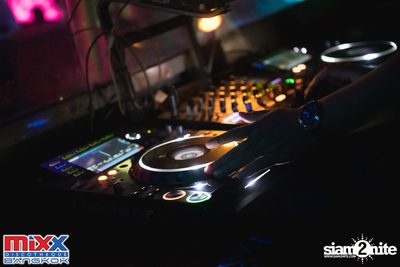 Neon BeatZ Party at MIXX Bangkok — photo 70