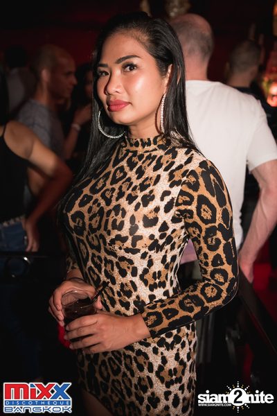 Neon BeatZ Party at MIXX Bangkok — photo 109