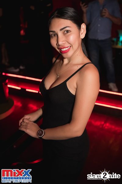 Neon BeatZ Party at MIXX Bangkok — photo 129