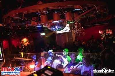 Neon BeatZ Party at MIXX Bangkok — photo 133
