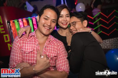 Neon BeatZ Party at MIXX Bangkok — photo 138