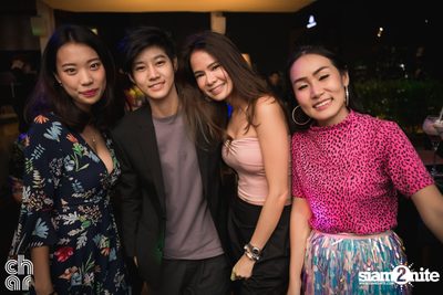 GIRLS for/like GIRLS ที่ ชาร์ แบงคอก — photo 101