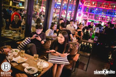 Greasy Cafe ที่ บีกิน บาร์ — photo 20