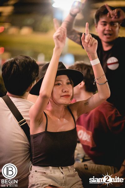 Greasy Cafe ที่ บีกิน บาร์ — photo 96