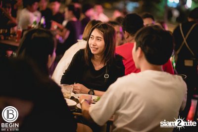 Greasy Cafe ที่ บีกิน บาร์ — photo 98