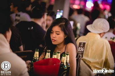 Greasy Cafe ที่ บีกิน บาร์ — photo 102