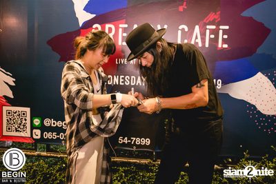 Greasy Cafe ที่ บีกิน บาร์ — photo 135
