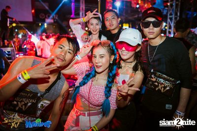 Songkran Space Splash Foam Party ที่ มัลดีฟ บาร์ เหม่งจ๋าย — photo 29