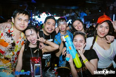 Songkran Space Splash Foam Party ที่ มัลดีฟ บาร์ เหม่งจ๋าย — photo 46