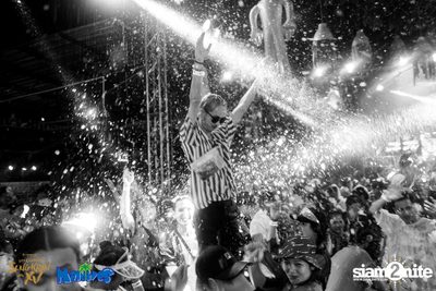 Songkran Space Splash Foam Party ที่ มัลดีฟ บาร์ เหม่งจ๋าย — photo 65