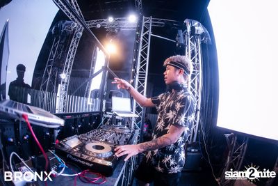 Bronx x Begin Bar นำเสนอ Songkran Fest 2019 — photo 18