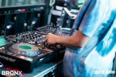 Bronx x Begin Bar นำเสนอ Songkran Fest 2019 — photo 96