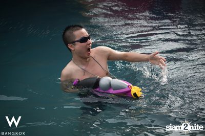 Songkran Splash Away Pool Party ที่ ดับเบิ้ลยู กรุงเทพ — photo 7