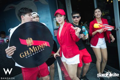 Songkran Splash Away Pool Party ที่ ดับเบิ้ลยู กรุงเทพ — photo 17