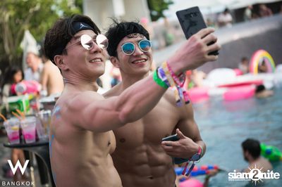 Songkran Splash Away Pool Party ที่ ดับเบิ้ลยู กรุงเทพ — photo 50