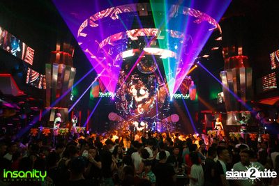 Songkran Festival 2019 w/ Izzy & Luckyman ที่ อินเซนิตี้ ไนท์คลับ — photo 7