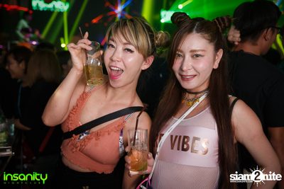 Songkran Festival 2019 w/ Izzy & Luckyman ที่ อินเซนิตี้ ไนท์คลับ — photo 78