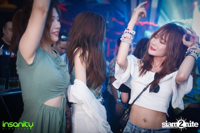Songkran Festival 2019 w/ Izzy & Luckyman ที่ อินเซนิตี้ ไนท์คลับ — photo 146