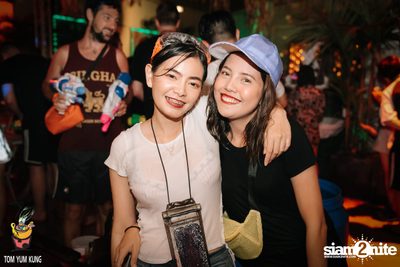 Wet & Wild Songkran Festival 2019 ที่ ต้มยำกุ้ง เรสเตอรอง — photo 5