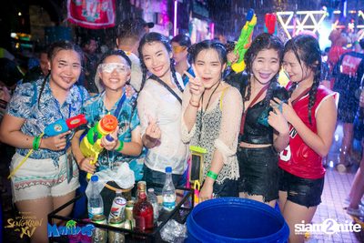 Songkran Space Splash Foam Party at Maldives — photo 9
