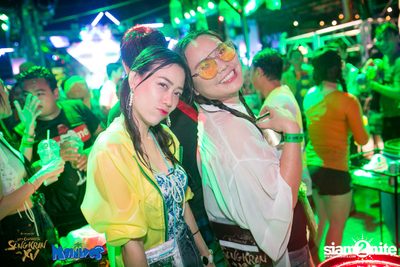 Songkran Space Splash Foam Party at Maldives — photo 12