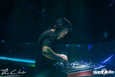 Sam Collins at The Club Khaosan — photo 2