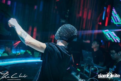 Sam Collins at The Club Khaosan — photo 53