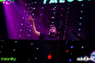Songkran Festival 2019 w/ Robert Falcon ที่ Insanity Nightclub — photo 53