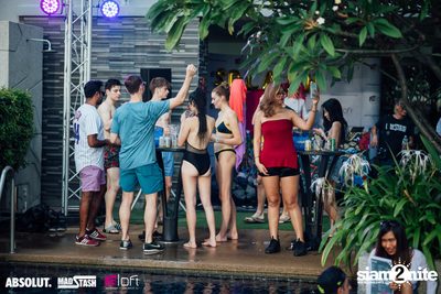 Splash Pool Party | SPLASH at Aloft — photo 23