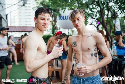 Splash Pool Party | SPLASH at Aloft — photo 37