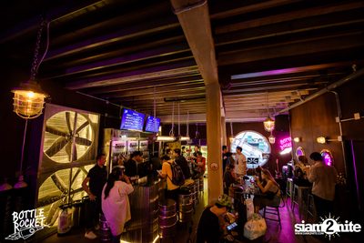 Grand Opening ที่ บ็อทเทิลร็อคเก็ต คราฟท์เบียร์บาร์ — photo 3