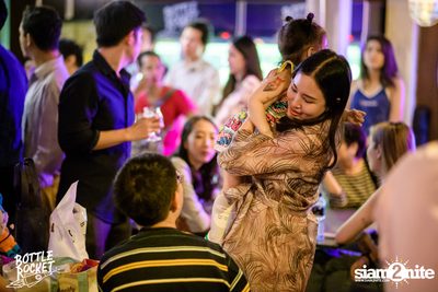 Grand Opening ที่ บ็อทเทิลร็อคเก็ต คราฟท์เบียร์บาร์ — photo 23