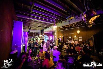 Grand Opening ที่ บ็อทเทิลร็อคเก็ต คราฟท์เบียร์บาร์ — photo 39