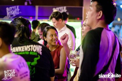Grand Opening ที่ บ็อทเทิลร็อคเก็ต คราฟท์เบียร์บาร์ — photo 76