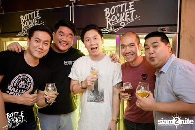Grand Opening ที่ บ็อทเทิลร็อคเก็ต คราฟท์เบียร์บาร์ — photo 168