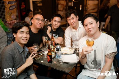 Grand Opening ที่ บ็อทเทิลร็อคเก็ต คราฟท์เบียร์บาร์ — photo 180
