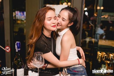 Aof Pongsak at Wine Republic — photo 32