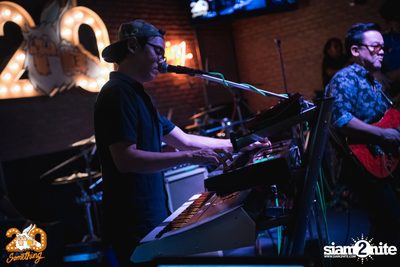 ETC. at 20Something Bar — photo 23