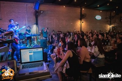 ETC. at 20Something Bar — photo 73